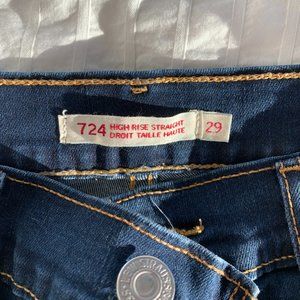 Levi's 724 High Rise Straight Jeans